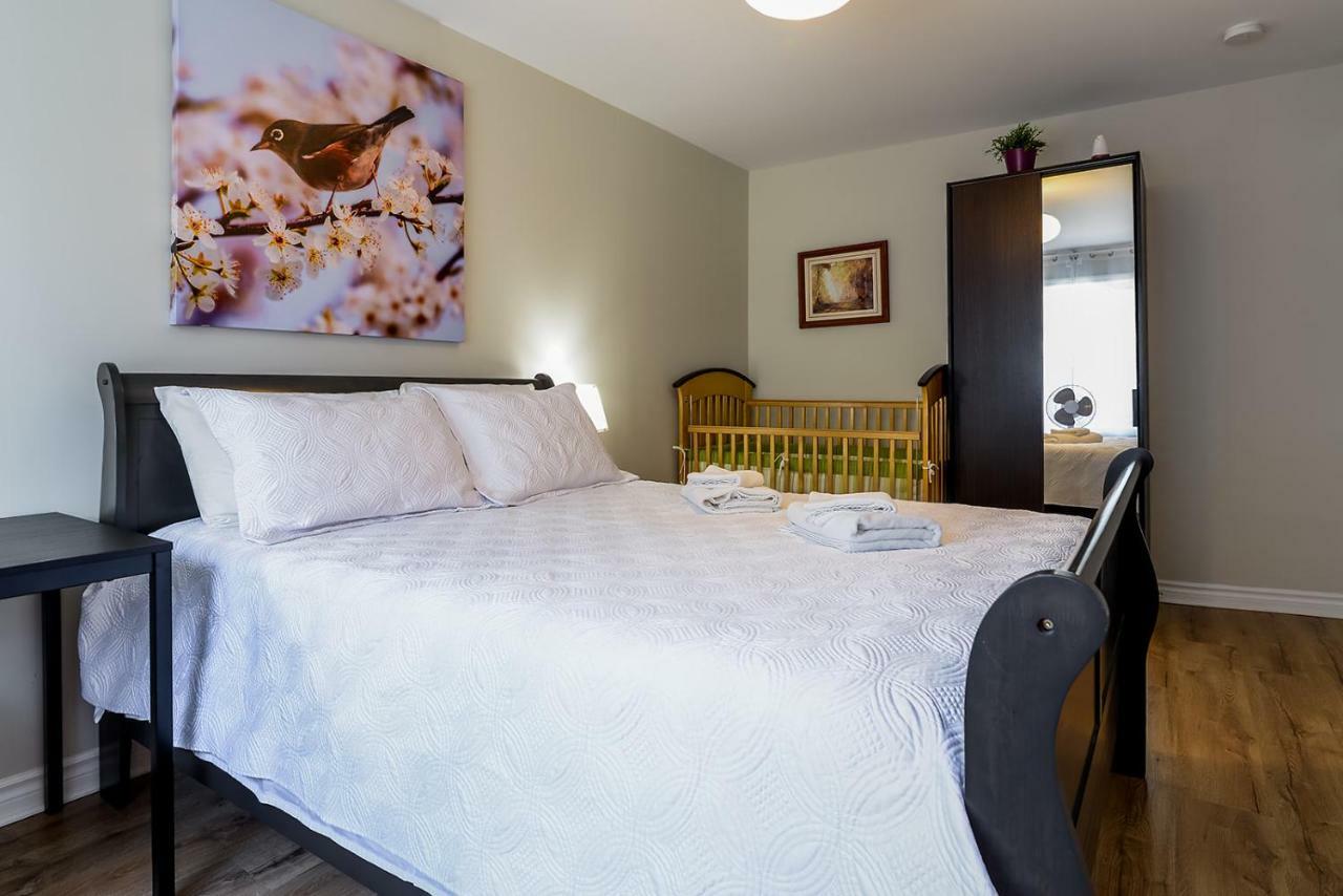 Апартаменты 2314 Rue Duff Court Монреаль Экстерьер фото